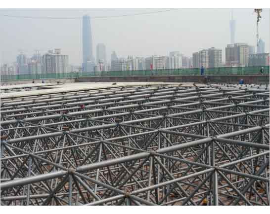 开封新建铁路干线广州调度网架工程